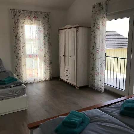 Ferienhaeuser Am Nordufer Des Hainer Sees Neukieritzsch Buitenkant foto